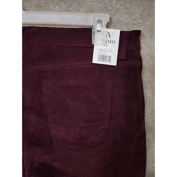 Gloria Vanderbilt Amanda Slim Corduroy Pants Women 18 Short Dark Red Slimmin NEW - Picture 6 of 11